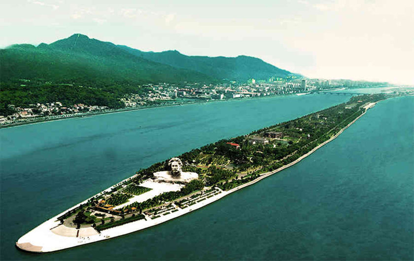 Panorama dell'isola degli Aranci.jpg