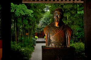Statua di bronzo di Du Fu