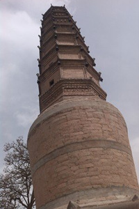 Pagoda Bianca.jpg