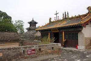 Un tempio nel Castello Antico di Zhangbi