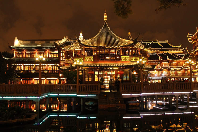 Giardino del Mandarino Yuyuan di notte