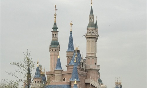 Parco divertimenti di Disneyland a Shanghai