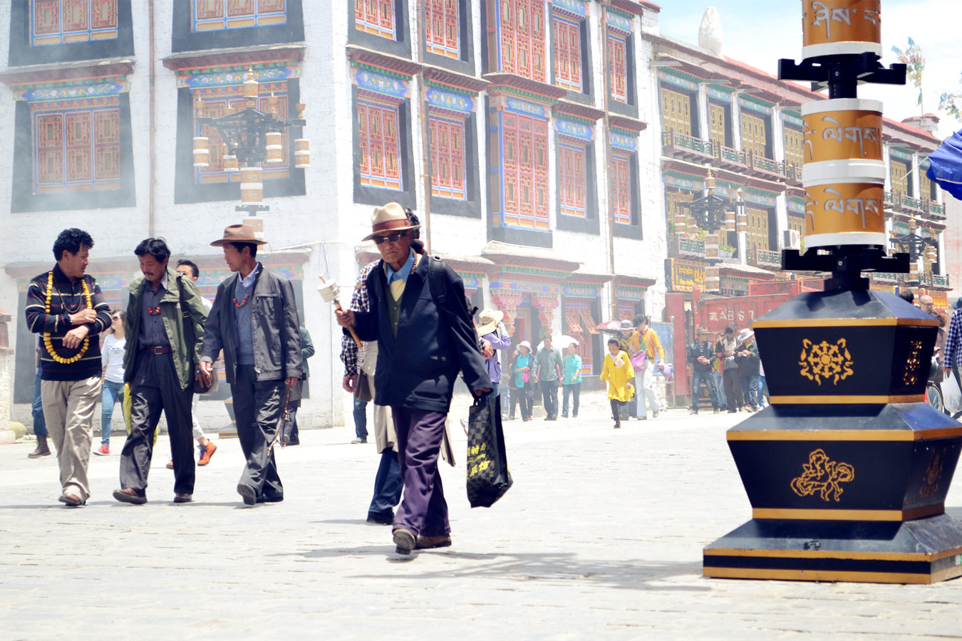 ★ Viaggio in Tibet con Visita ai Panda Giganti