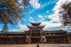 Palco Antico del Villaggio Antico di Shaxi