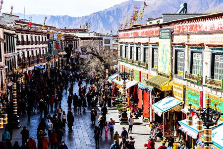 Esplorazione dell'Altopiano del Tibet da Qinghai in Treno